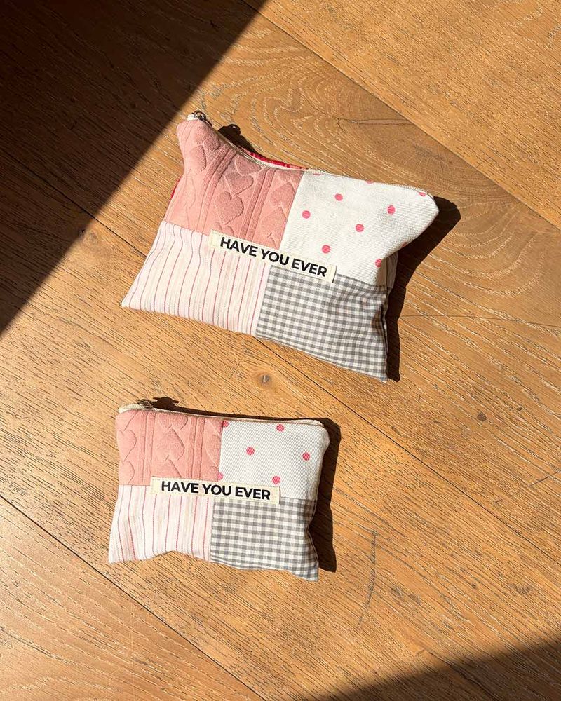 HAVE YOU EVER（ハヴユーエバー）の「Patch work flat pouch v2 , S size（Accessories）」