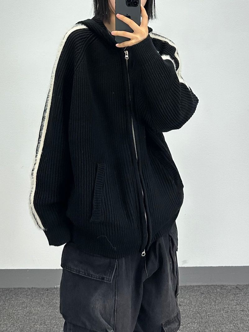 hairy line knit zip-up