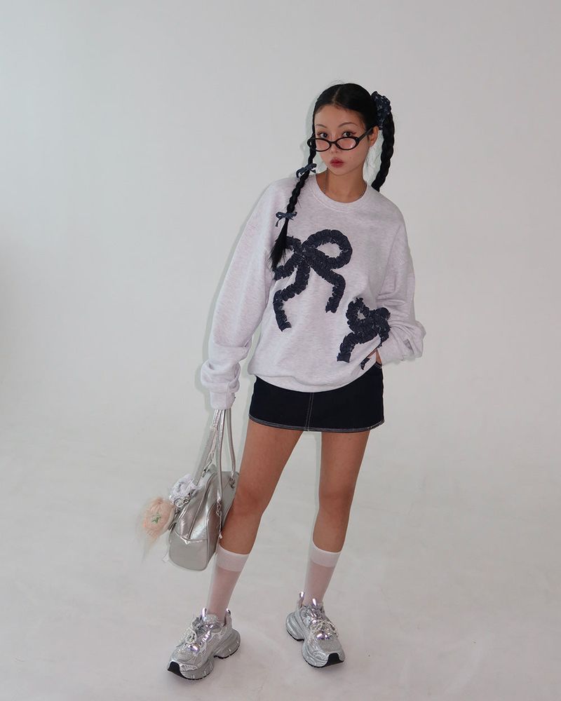 denim ribbon oversized fit sweatshirt