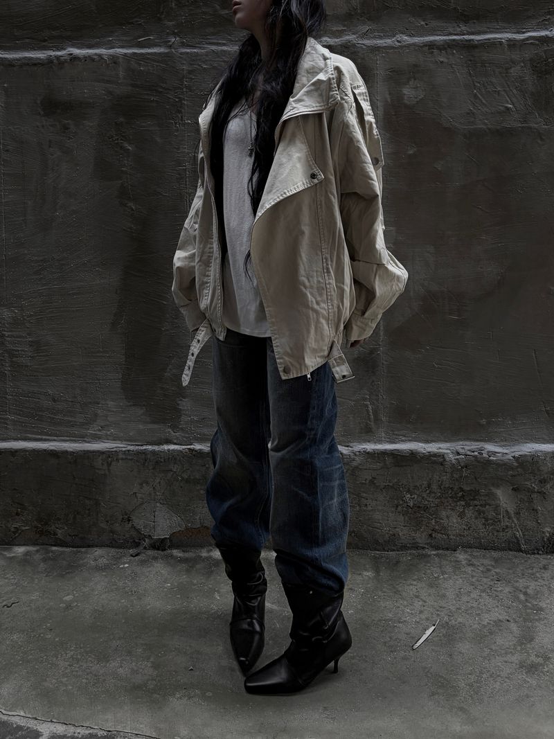 midrise cat-back denim