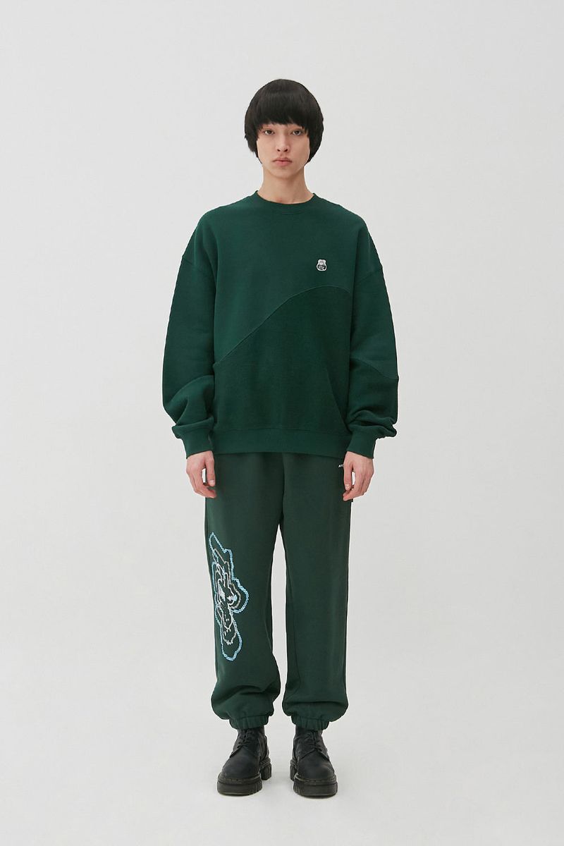 Reverse Bear Patch Crewneck_Green