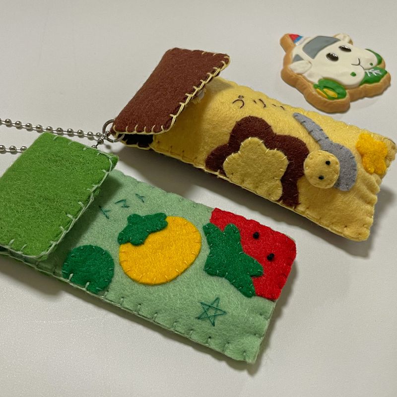 [MADE] Pudding Lip balm Key ring