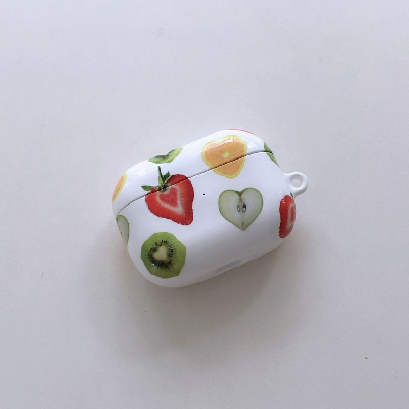 WHATIWON（ワットアイウォン）の「FRUITS LOVER AIRPODS CASE（Smartphone Accessories）」