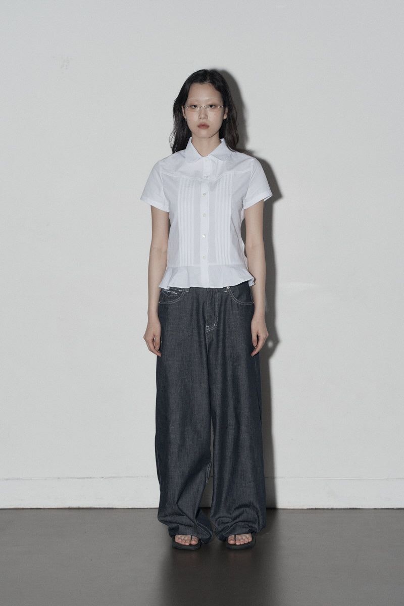 pintuck bl (white)