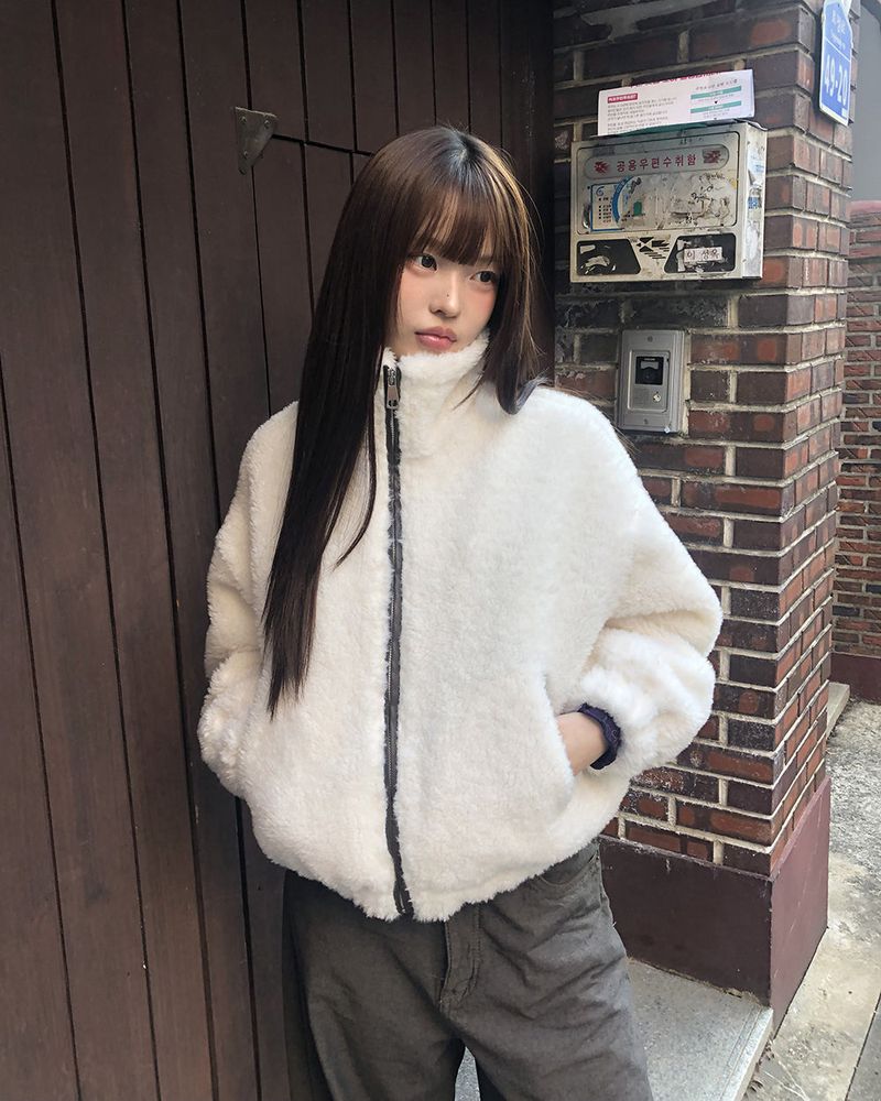 WONDER WONDER（ワンダーワンダー）の「ドーンキルティングファー カラーブロック ジップアップ ジャンパー（ジャケット/アウター）」