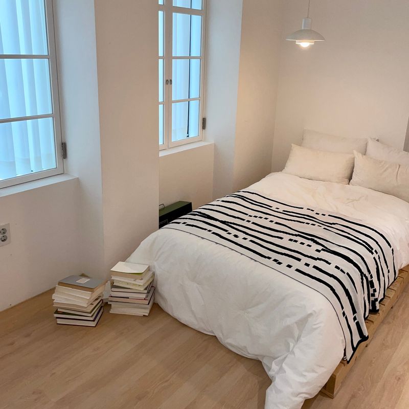Étang knit blanket | White & Black