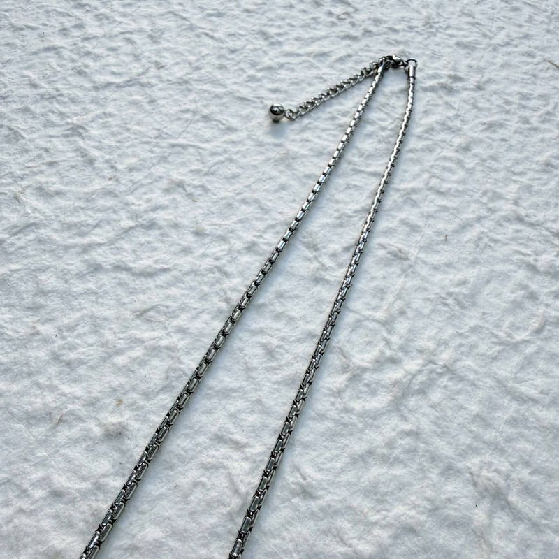 Mist Silver Core Necklace