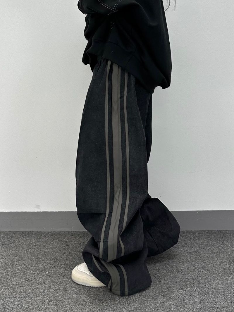 media track denim pants