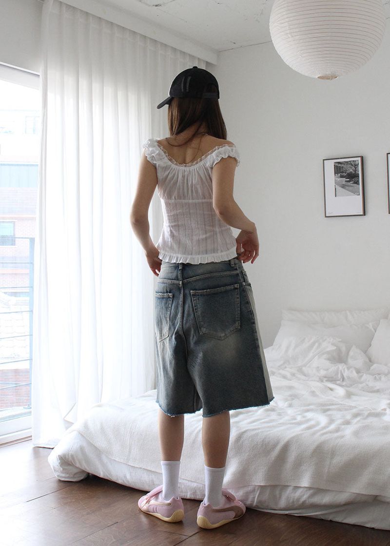 FRILL LACE BLOUSE