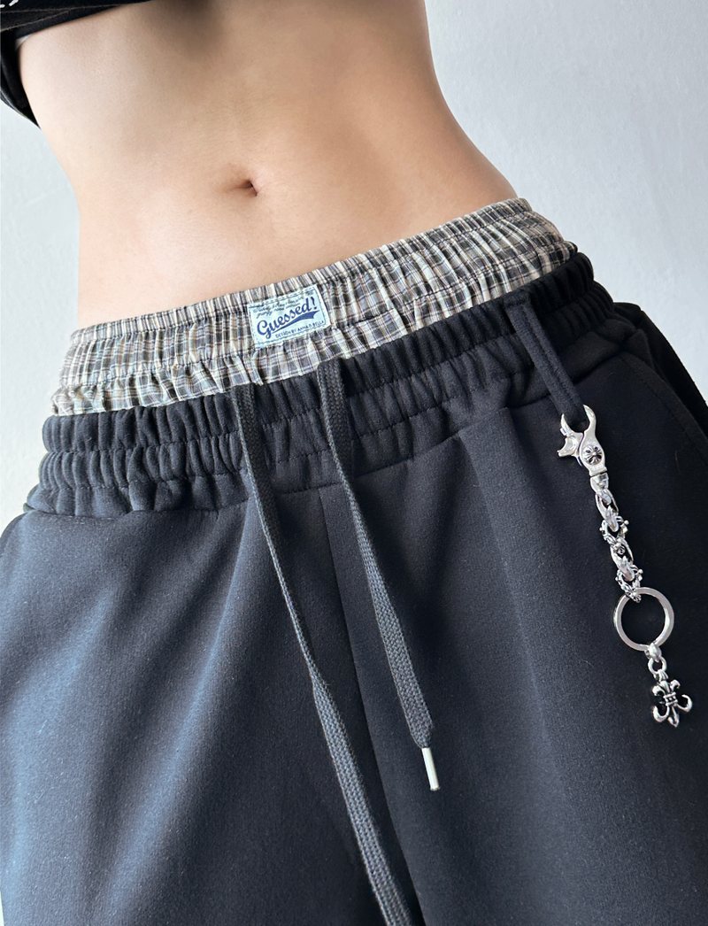 Squarebee Patch Layered Belt Bermuda Shorts 2color