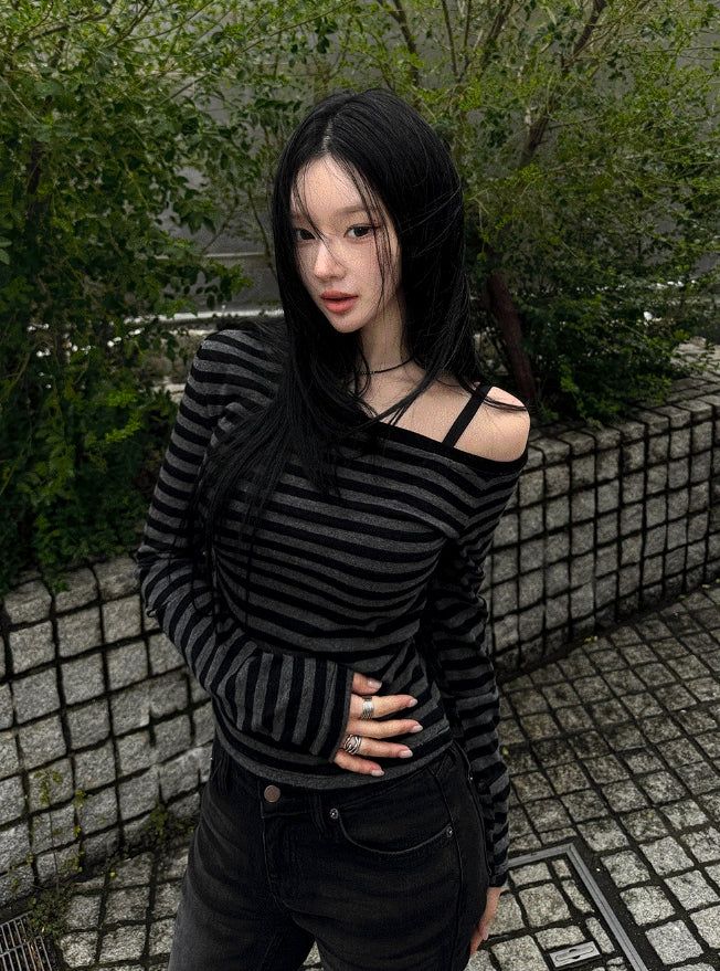 26SS★ [MADE] One-Shoulder Open Stripe Tee