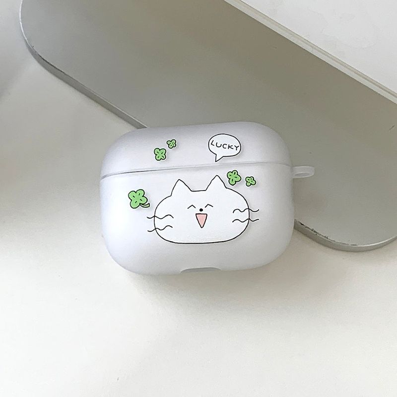 Smile Lucky Cat AirPods Case_matt