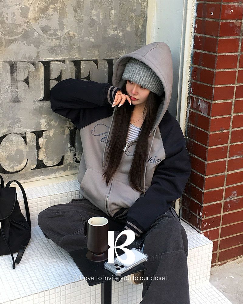 BEIDELLI（ベイデリー）の「[ORIGINAL] Favor Color-Block Lettering Fleece Hooded Zip-Up（Tops）」