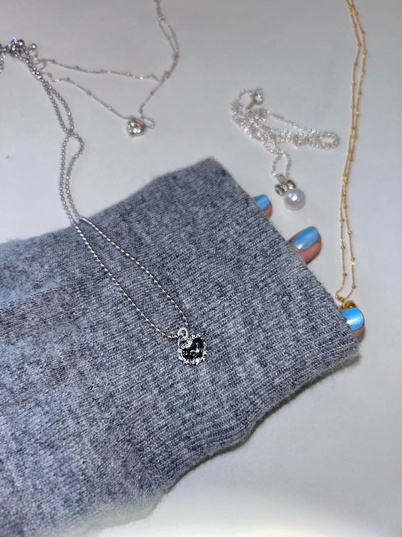 Kuro Lace Necklace
