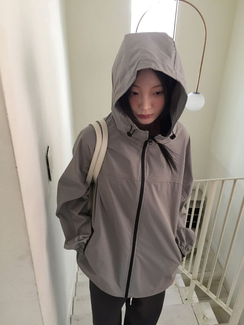 Catter String Hood Windbreaker (3c)