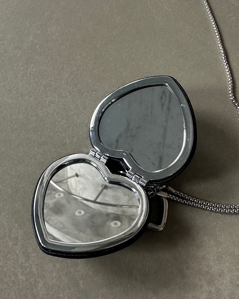 Heart mirror Keyring and Long Necris