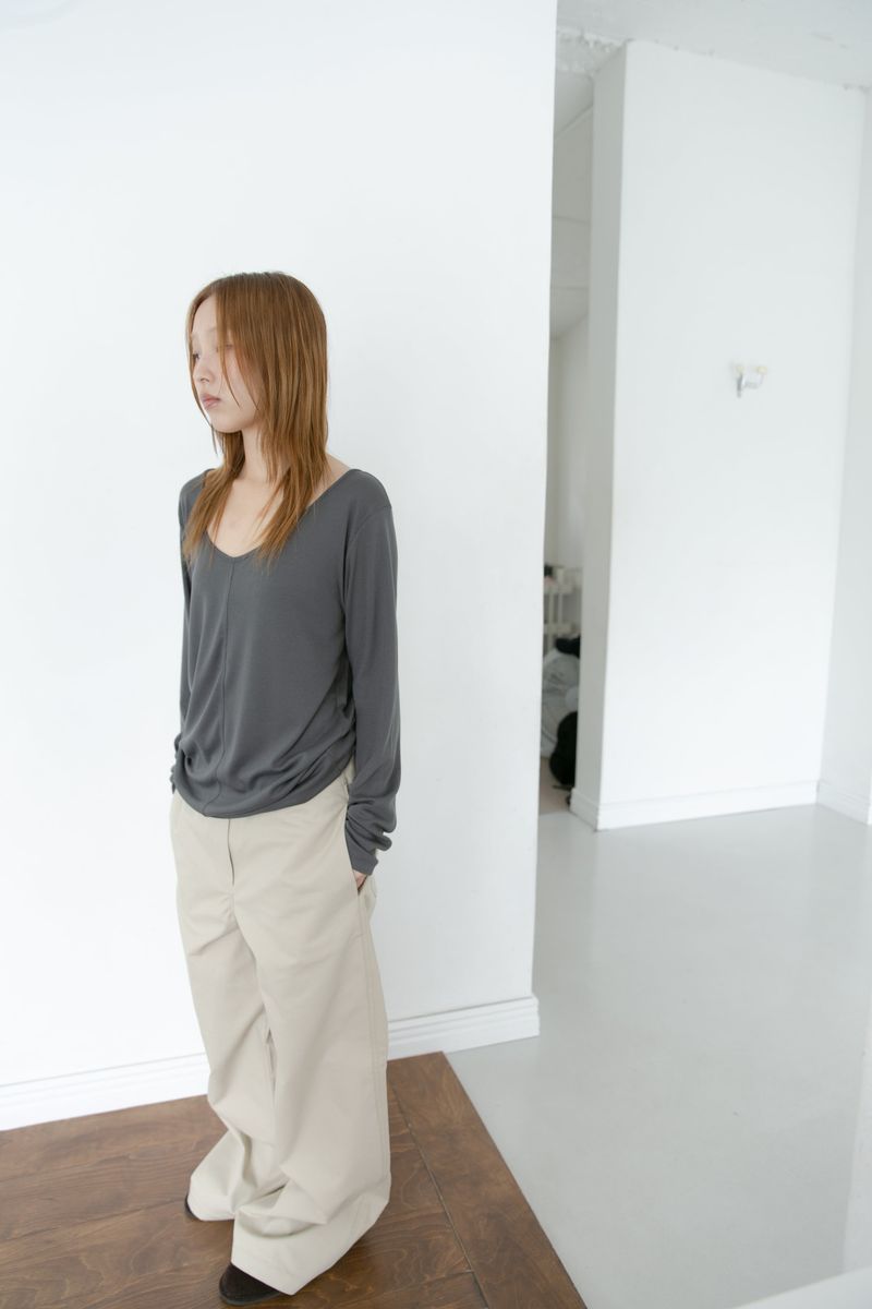 omoosoohy（オムスヒ）の「soft deep neck long top(3colors)（Tops）」