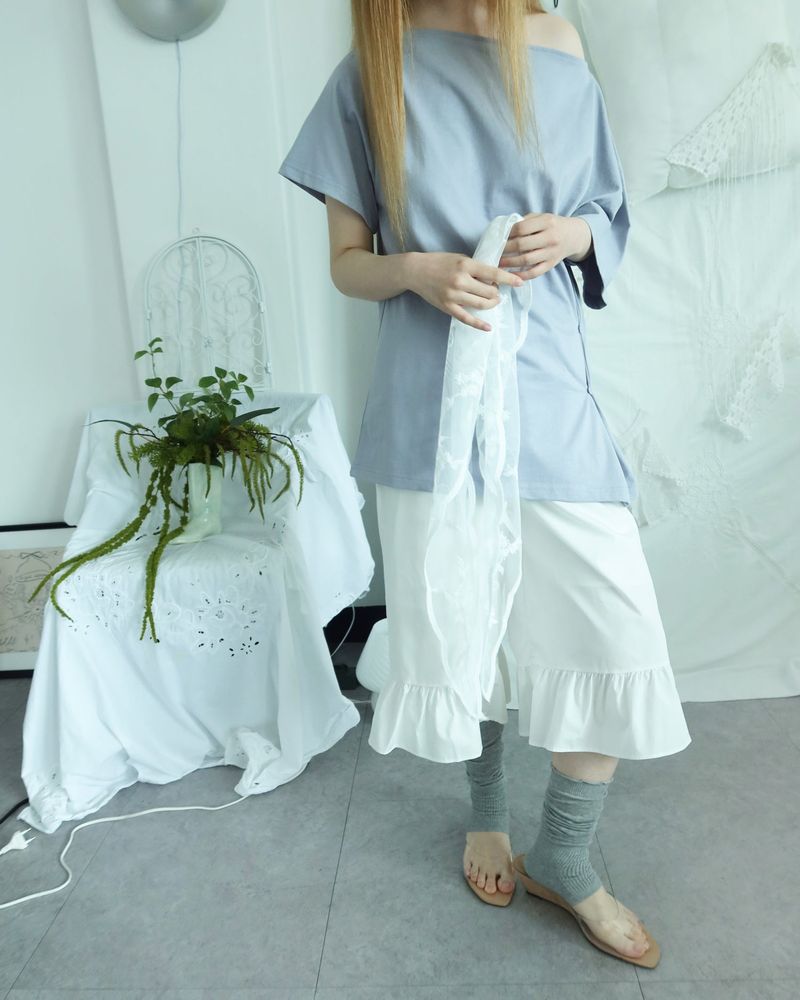 FRILL LOW HALF PANTS