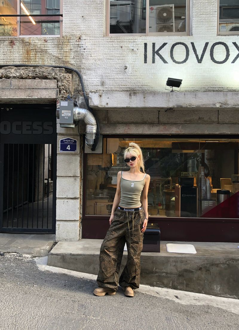 woody camo wide pants