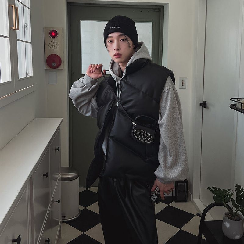 2PLAN(ツープラン)の「マットレザーダウンベスト (4 color)(Jackets/Outerwear)」