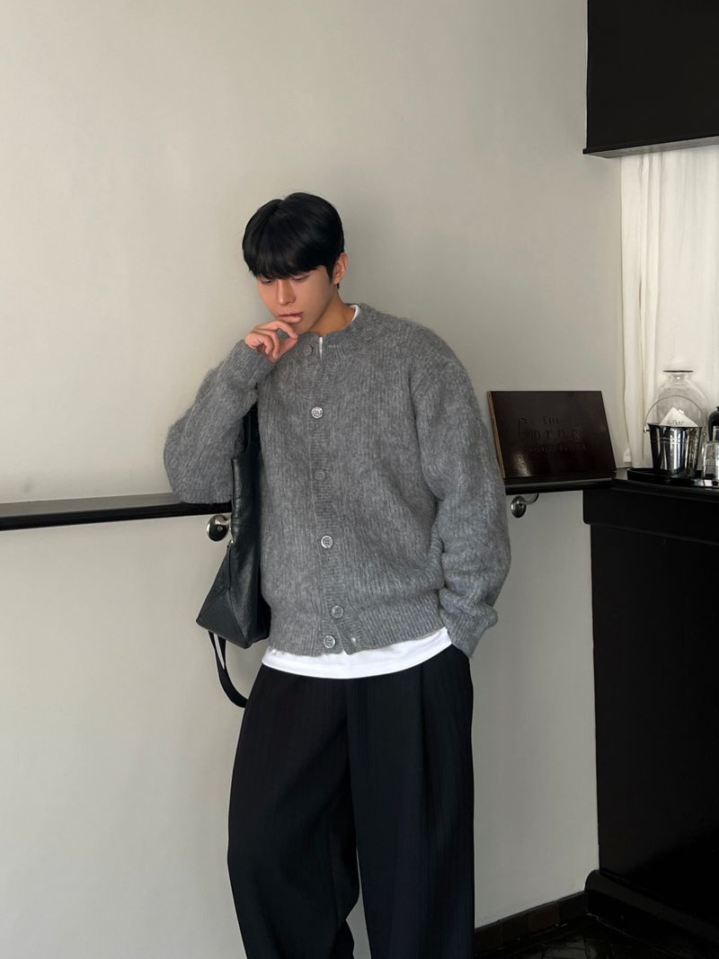 Brush wool cardigan