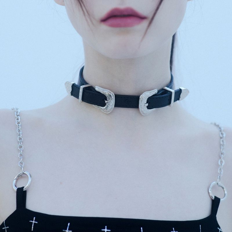 1 7 double buckle choker