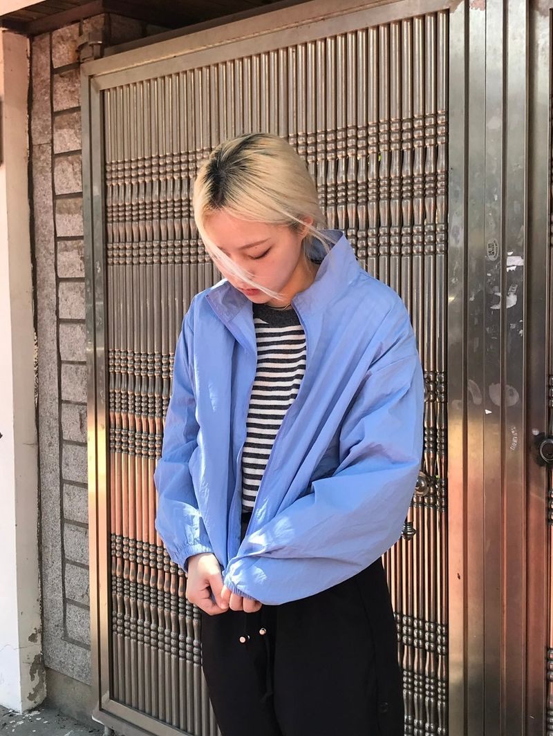 Arco iris（アルコイリス）の「Anyway crop windbreaker（Jackets/Outerwear）」