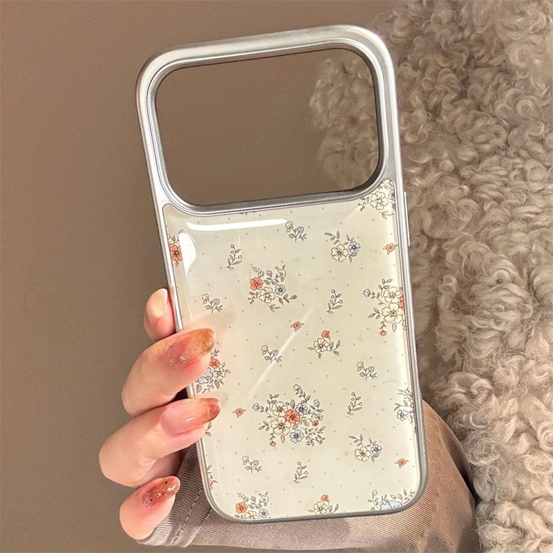 Maison De Theca（メゾン デ テカ）の「ヴィンテージ コーティッド フラワー プリント iPhone ケース（スマホグッズ/小物）」