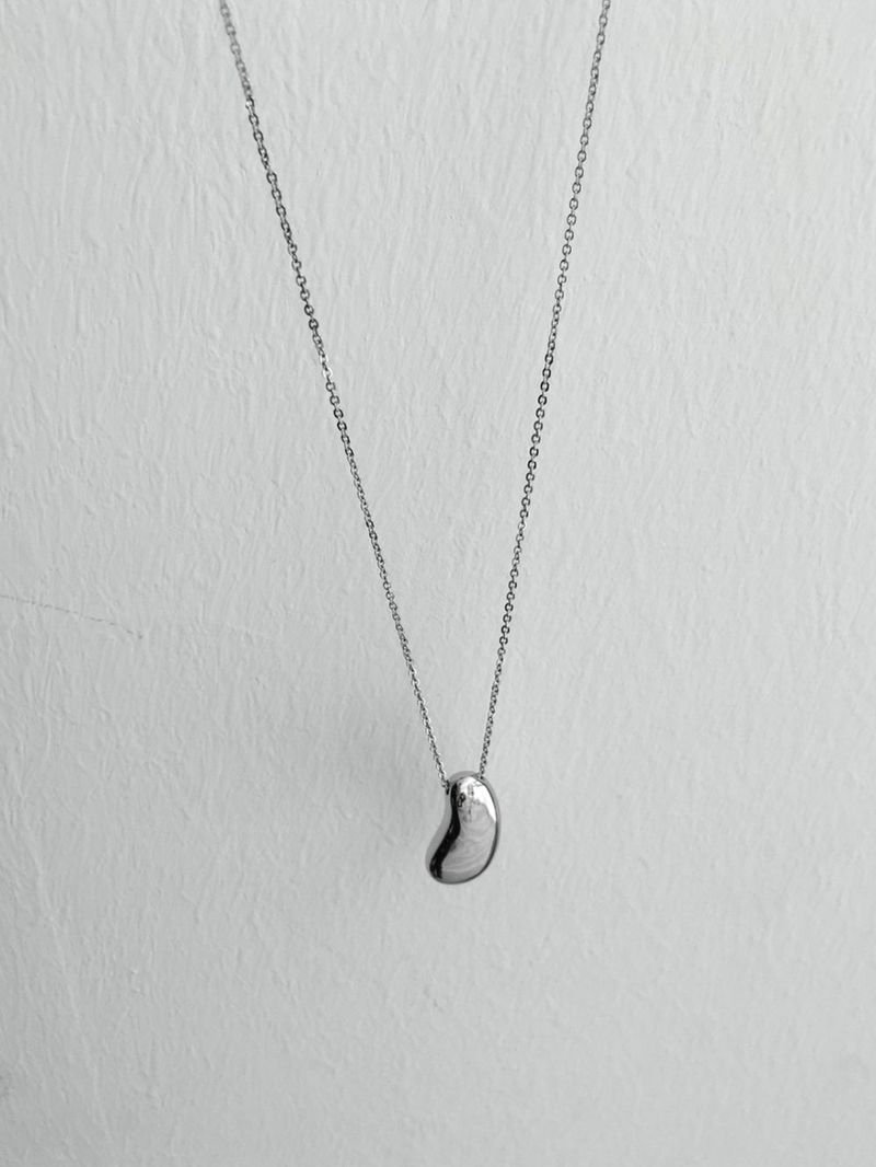 Water drop necklace