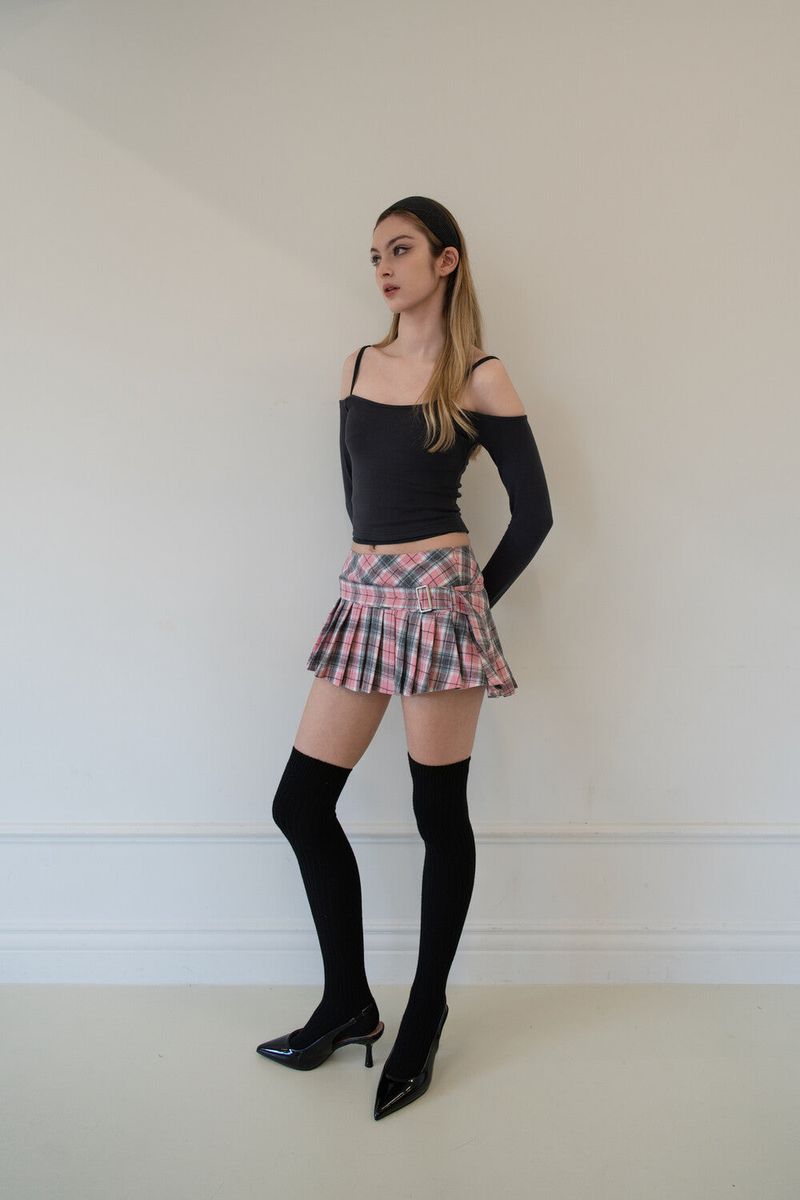 [Seow] Off Shoulder T-Shirts(2colors)
