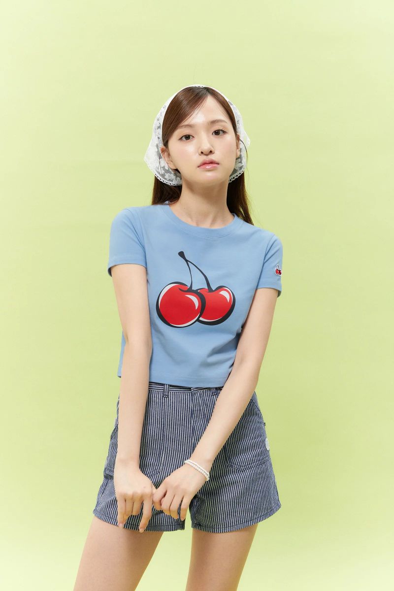KIRSH（キルシー）の「SIGNATURE BIG CHERRY CROP T-SHIRT - SKY （Tops）」