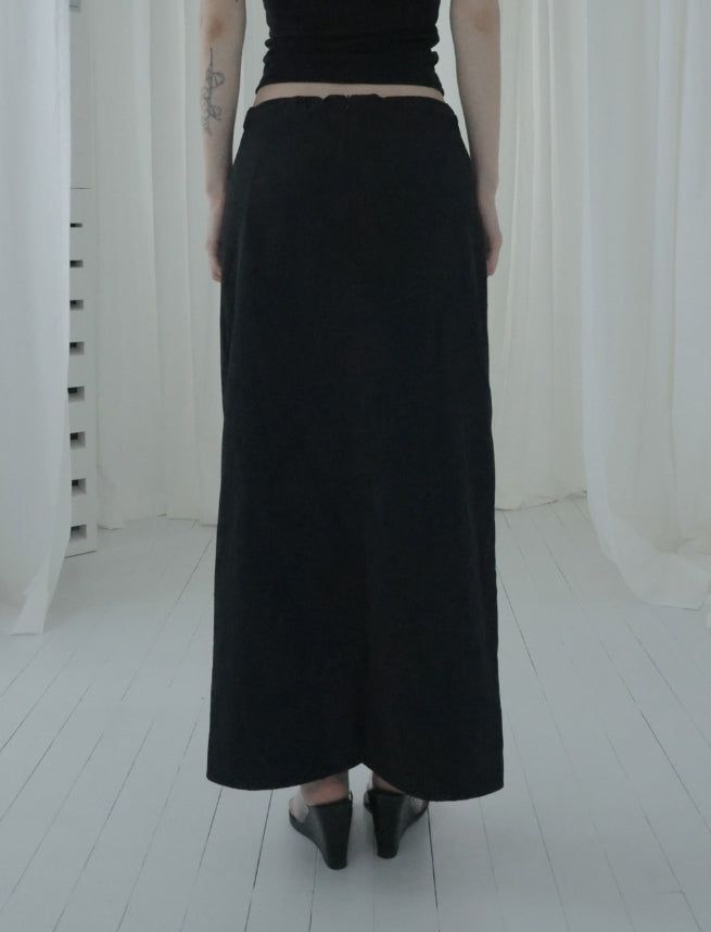 Illoque Pocket Nylon Long Skirt