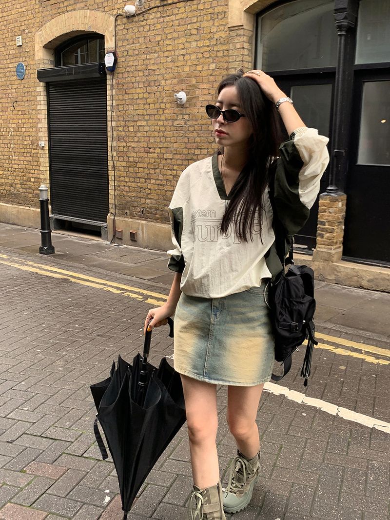 Dunes European Nylon V Sweatshirt