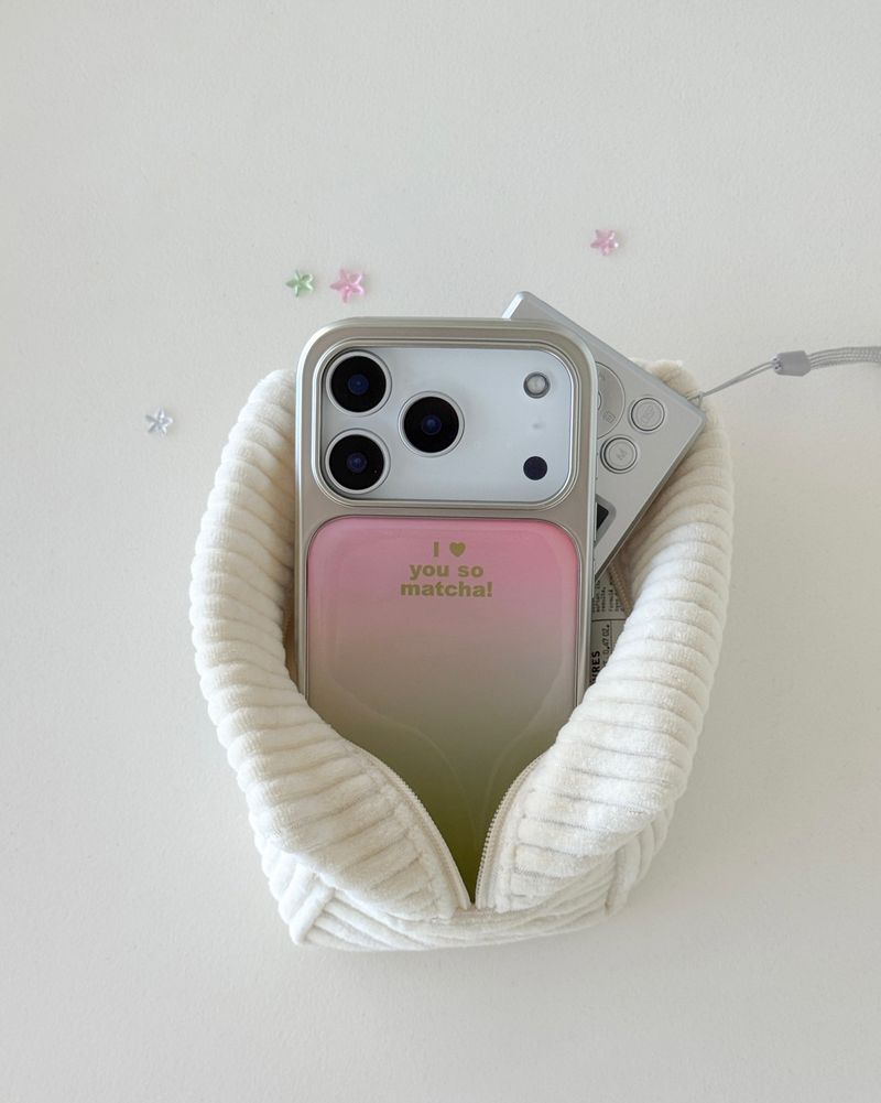 ABOE（アビオエ）の「PINK MATCHA Silver Epoxy Case（Smartphone Accessories）」