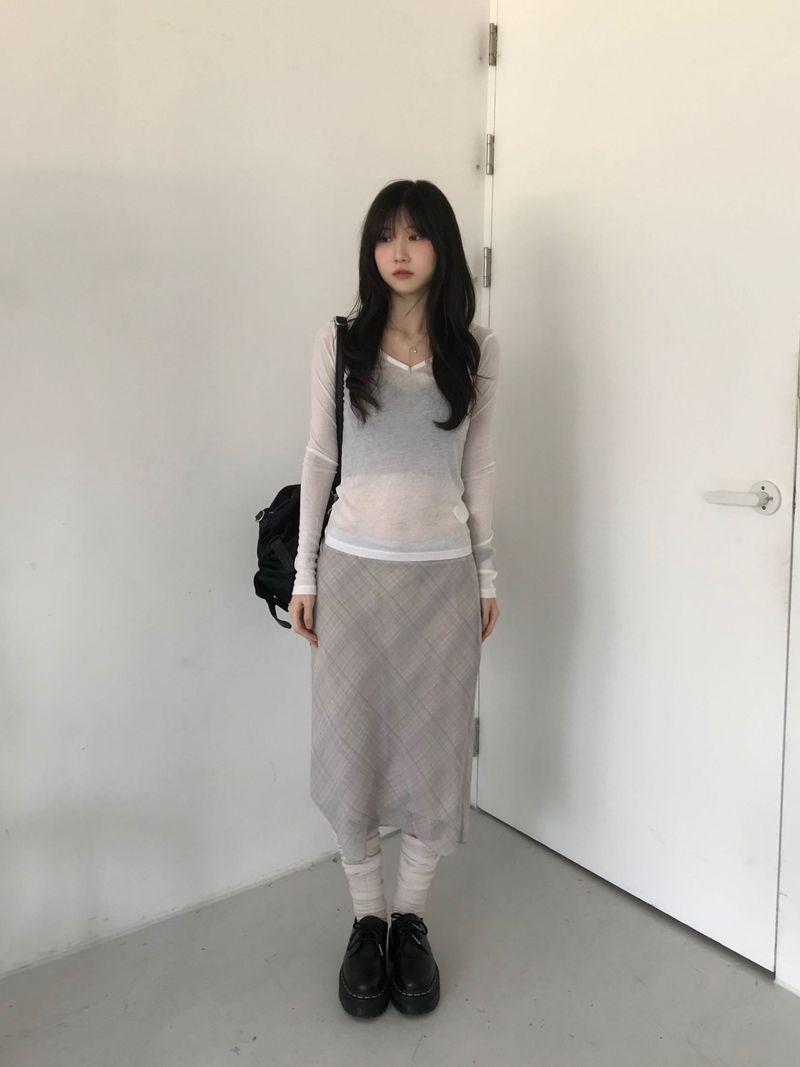 Lia Checkered Midi Skirt (2 colors)