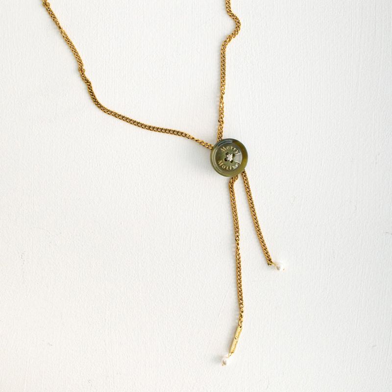 Button point bolo tie chain necklace (Khaki)