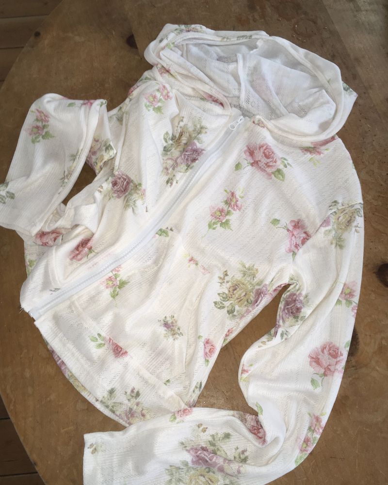 Somu Floral Eyelet Hooded Zip-Up