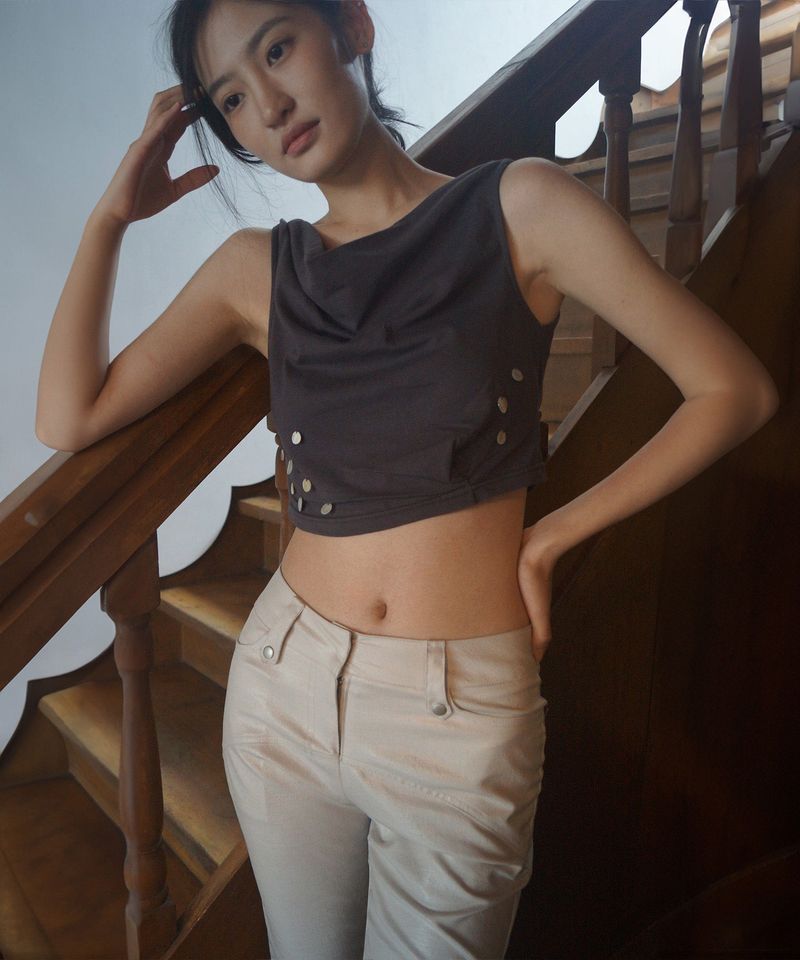 Coated Faux Leather Capri Pants