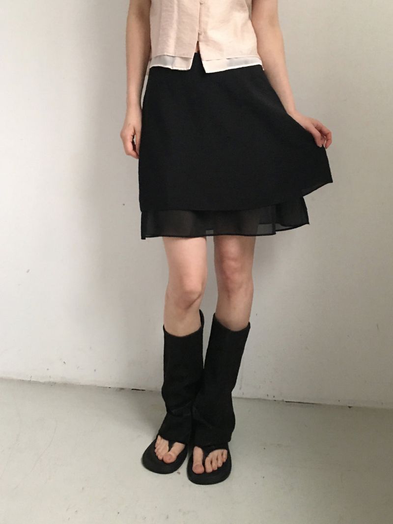 nobiyaka(ノビヤカ)の「Sophie layered midi skirt (Skirts)」
