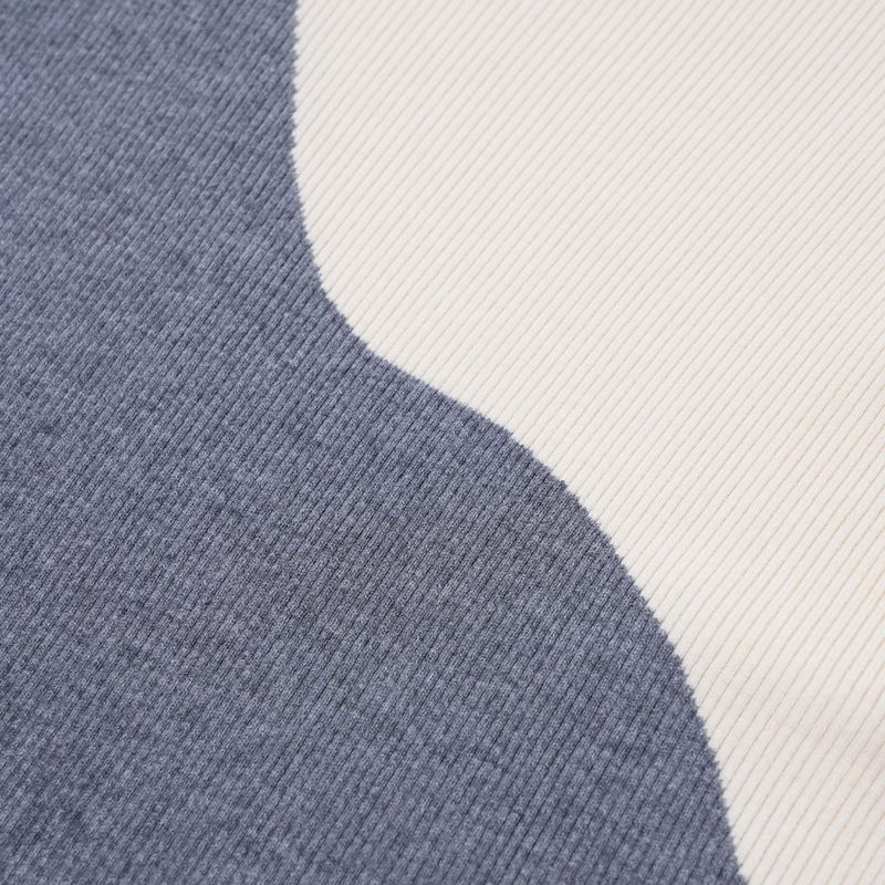 bicolor turtleneck