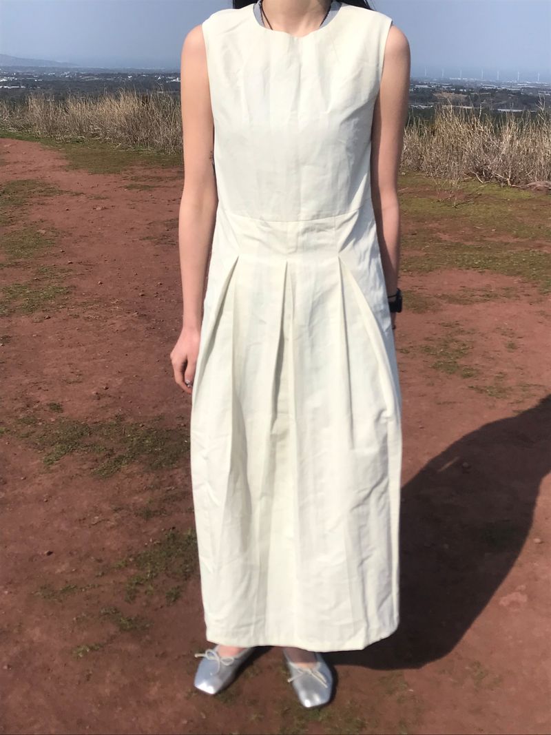 New moon pintuck long ops