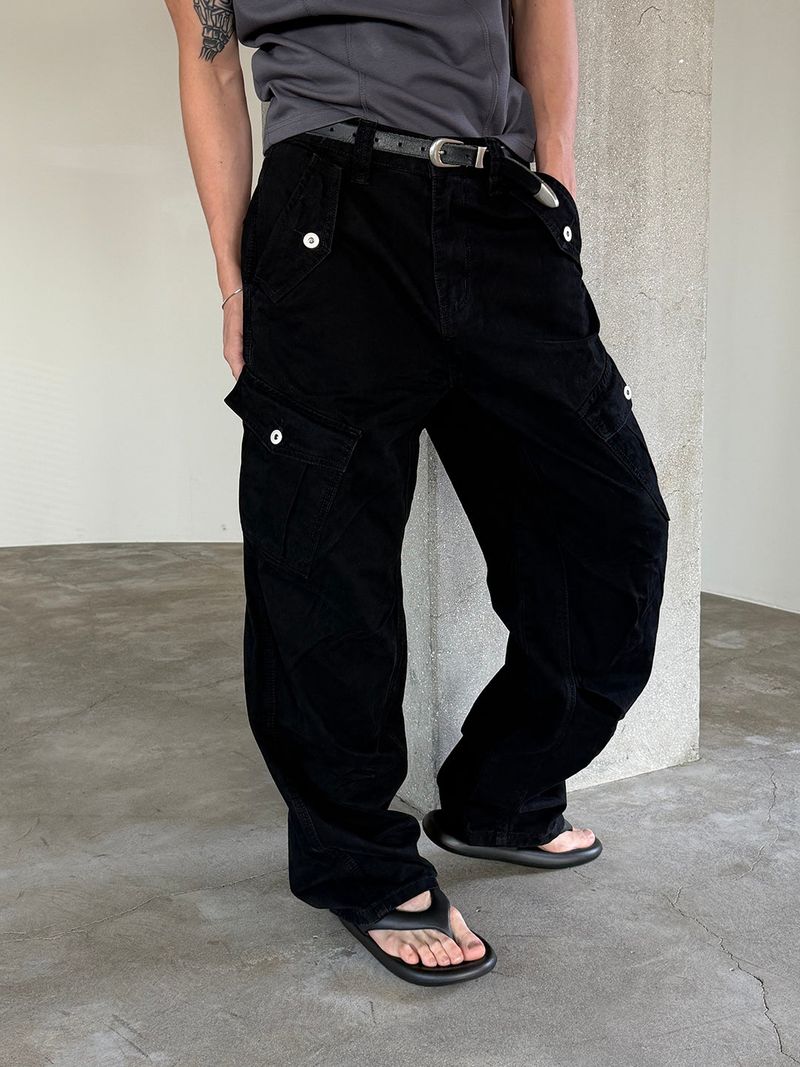 LAURANT(ロラン)の「Dyeing washed curved cargo pants(3color)(Pants)」