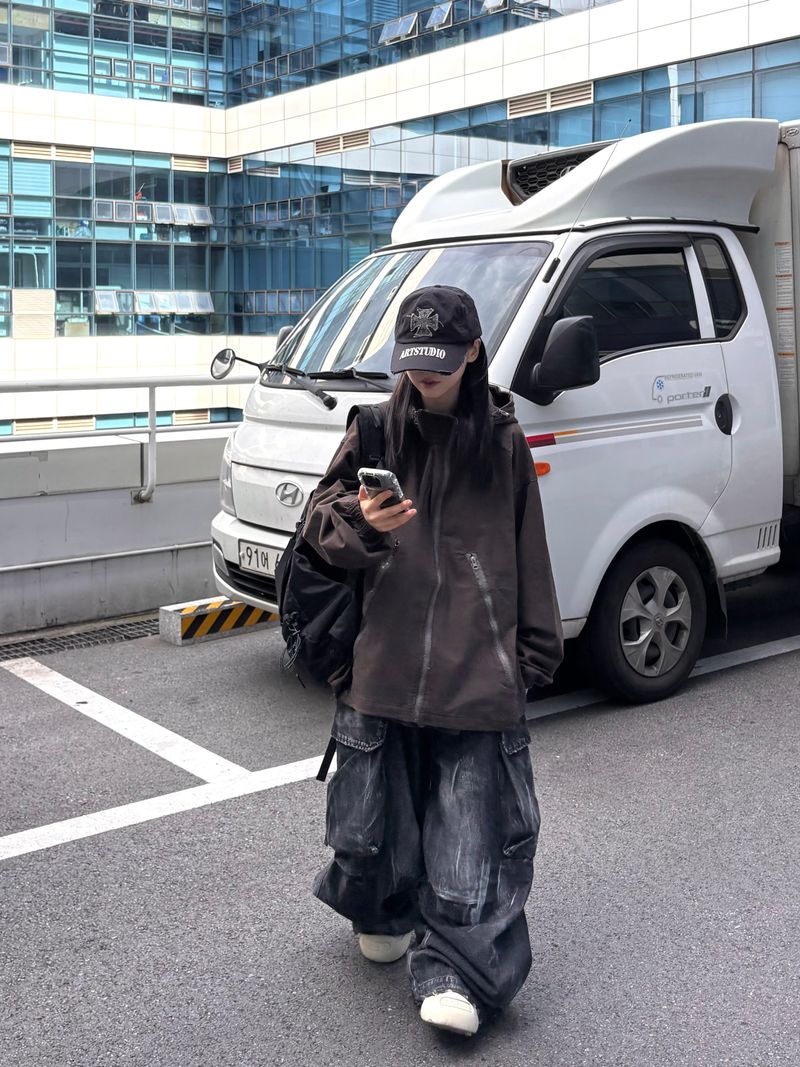 shot crack denim cargo balloon pants