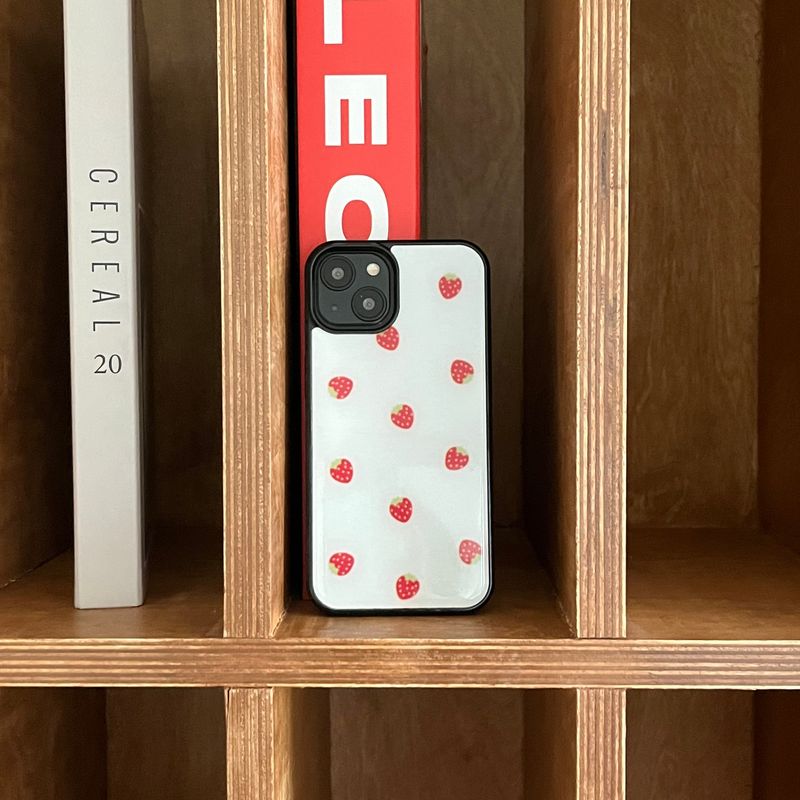 [MADE] strawberry pattern [epoxy bumper case]