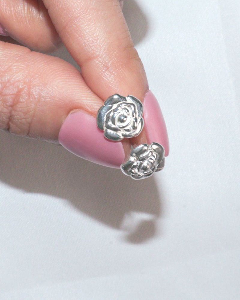 [MADE] lovely rose. rose stud earring (2pcs)