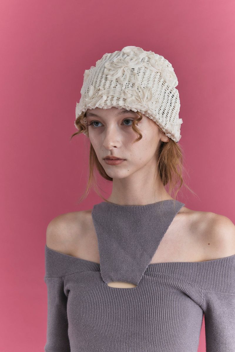 ROSA KNIT BEANIE IN IVORY