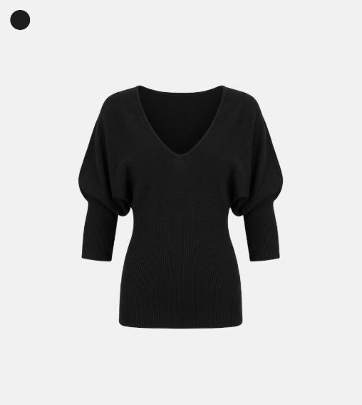 EEUN（イウン）の「Bello Deep Knit（Tops）」