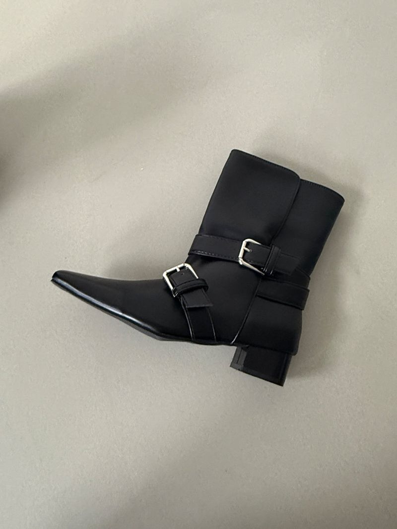 belted ankle boots 