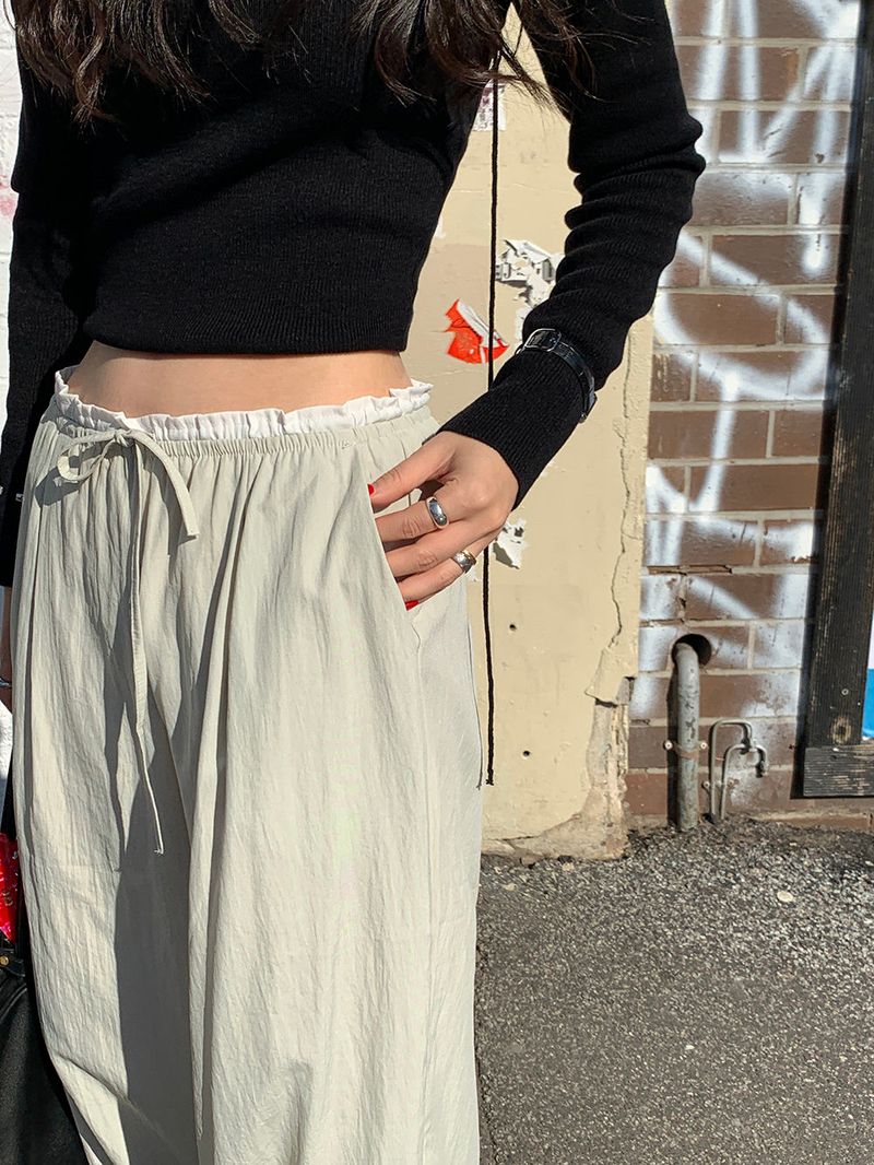 [MADE] BORRETT SHIRRING STRAP PANTS