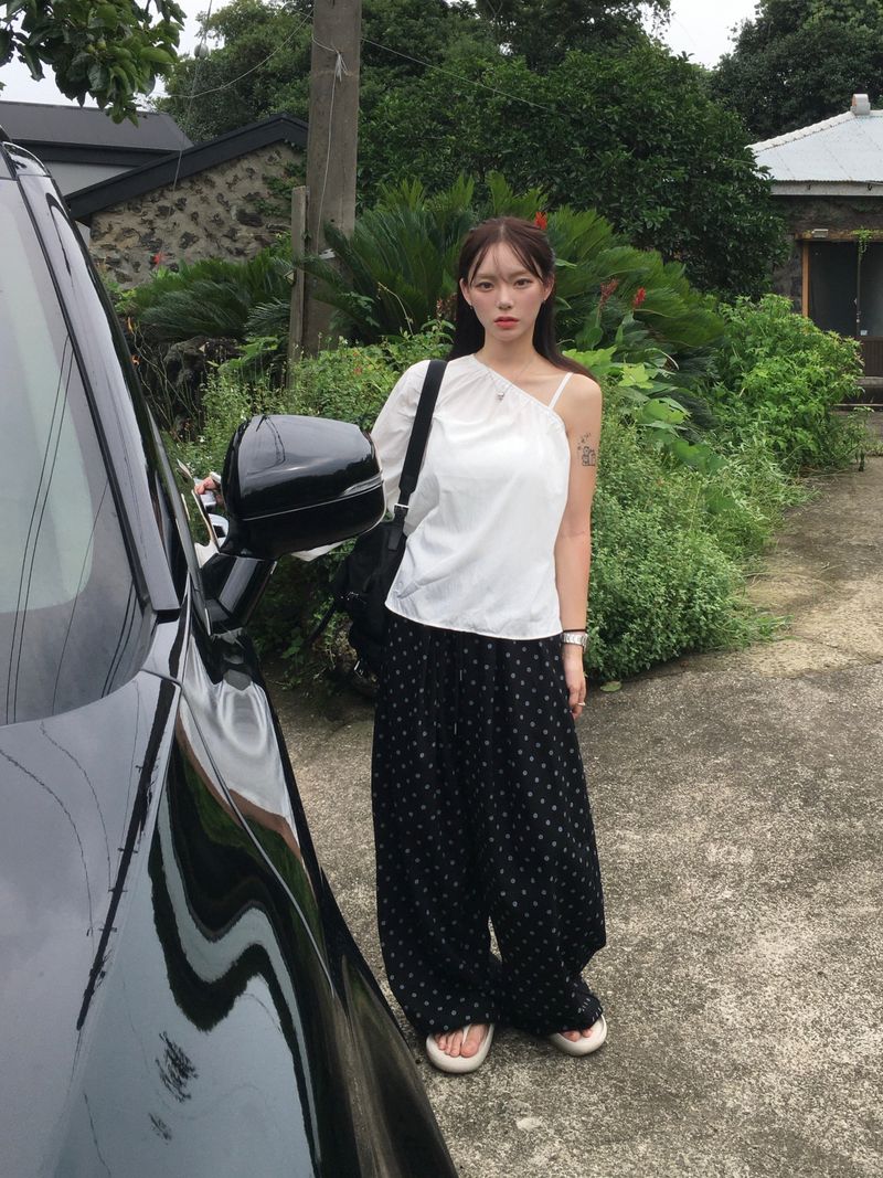 Polka Dot Wide Balloon Pants (2c)